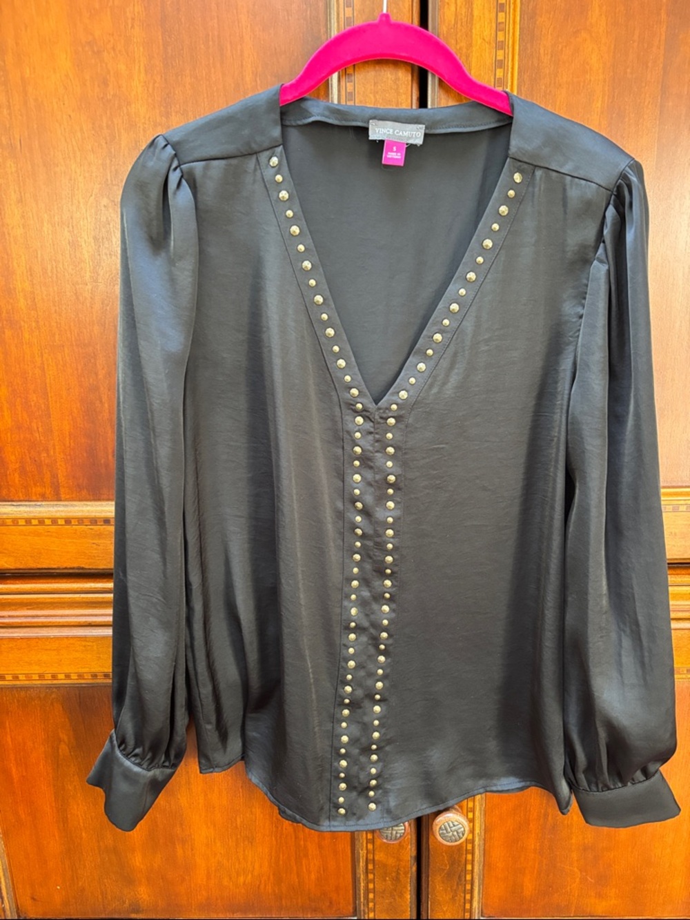 Vince Camuto long sleeved blouse